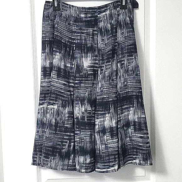 Cleo pleated skirt - Picture 1 of 5